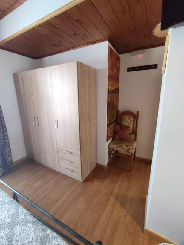 Snow White Castle Apartment Kiotari Luaran gambar