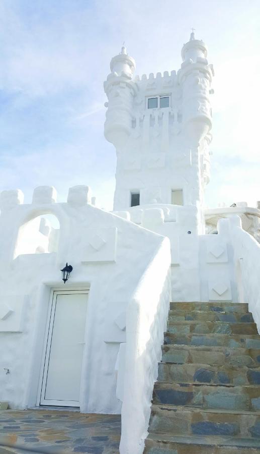 Snow White Castle Apartment Kiotari Luaran gambar